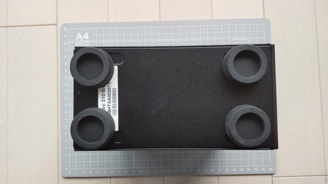 ASROCK製ミニPC、ベアボーンキット DeskMini H310