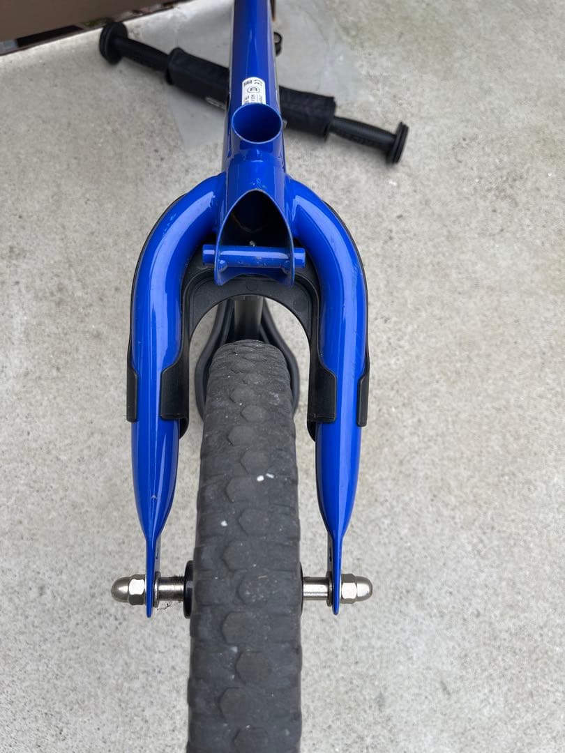 正規品✨STRIDER 12SPORTバランスバイク 青