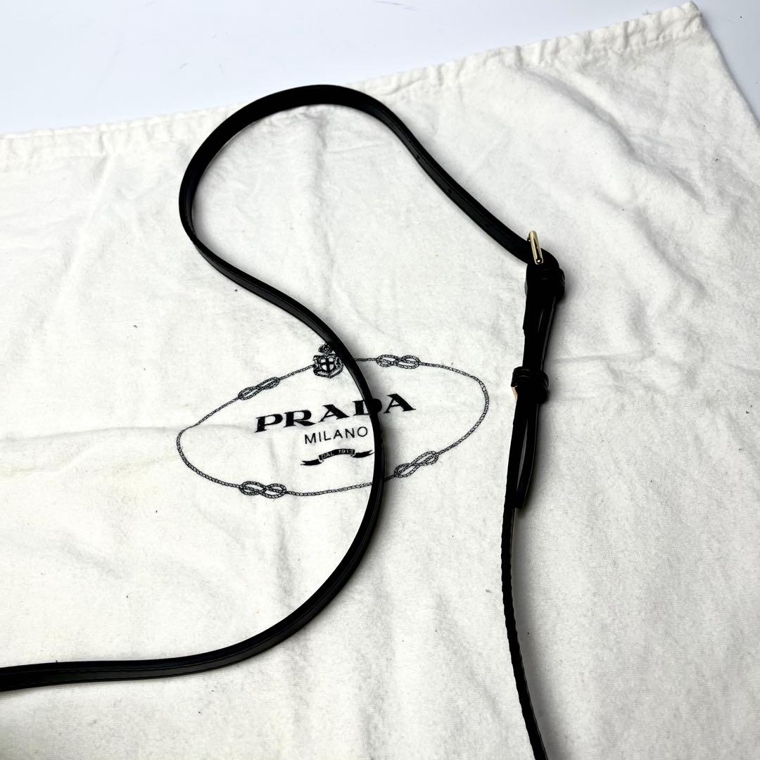 入手困難/極美品✨プラダ ショルダーバッグ ゴールドロゴ ナイロン サフィアーノ