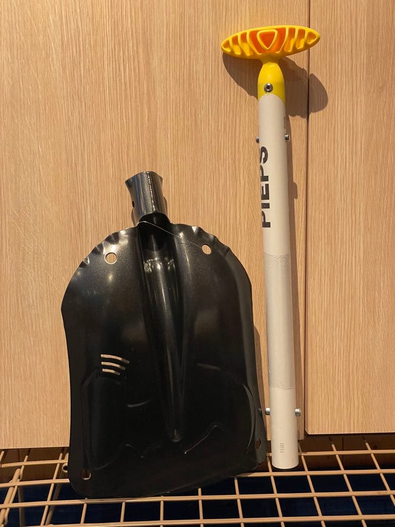 ピープス ショベルT640テレスコピック 　スノーシャベル　アルミ　軽量折り畳み