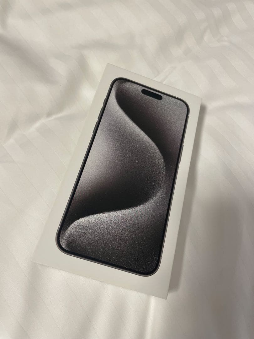 Apple iPhone 15 Pro max 512 本体