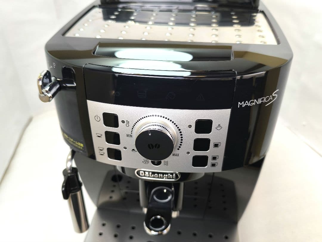 デロンギ　コンパクト全自動コーヒーマシンマグニフィカS ECAM22112B　7