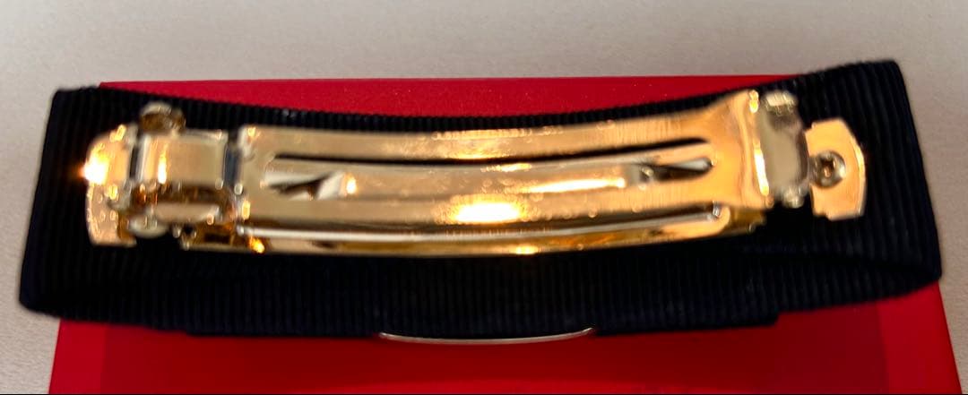 去年約2万円で購入新品未使用 Salvatore Ferragamo バレッタ