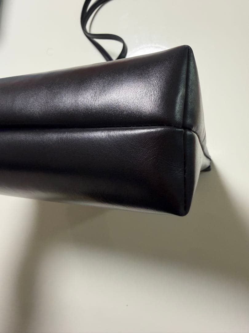 【極美品】【ヴィンテージ】サルバトーレフェラガモ　ショルダーバッグ　ブラック