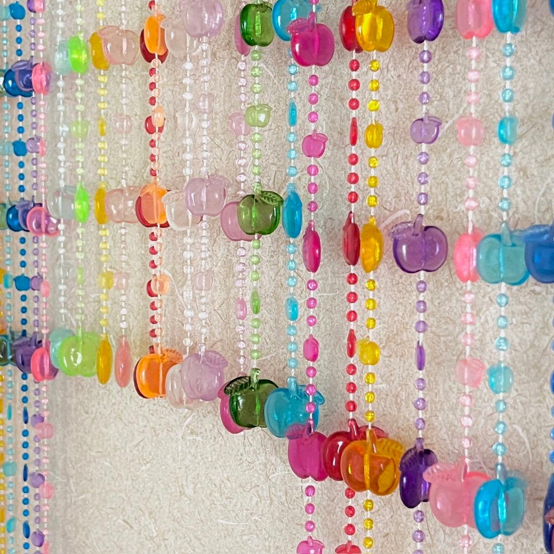 c234 ビーズのれん ビーズカーテン りんご レトロ インテリア ディスプレイ