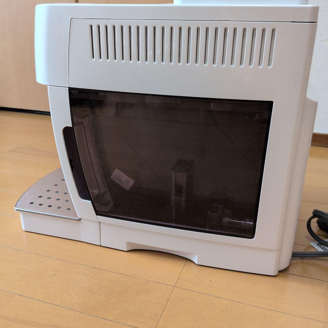 デロンギマグニフィカS コンパクト全自動コーヒーマシン　ECAM22112