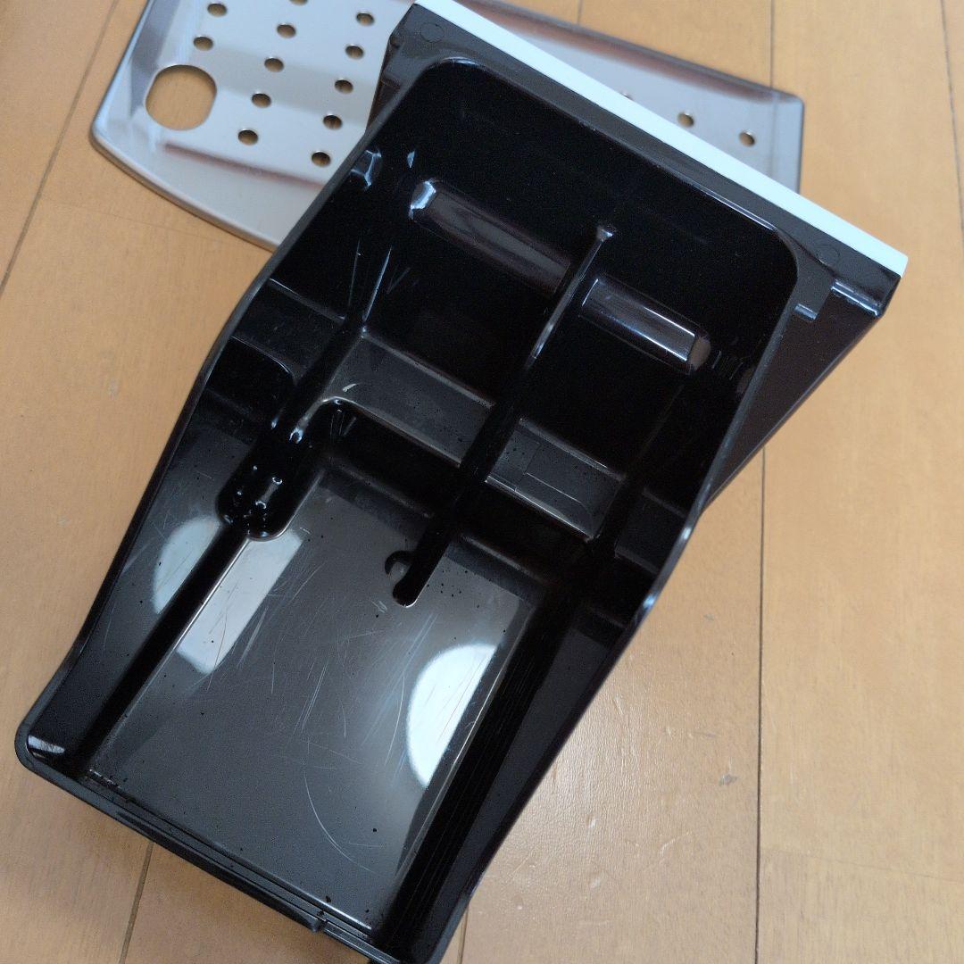 デロンギマグニフィカS コンパクト全自動コーヒーマシン　ECAM22112