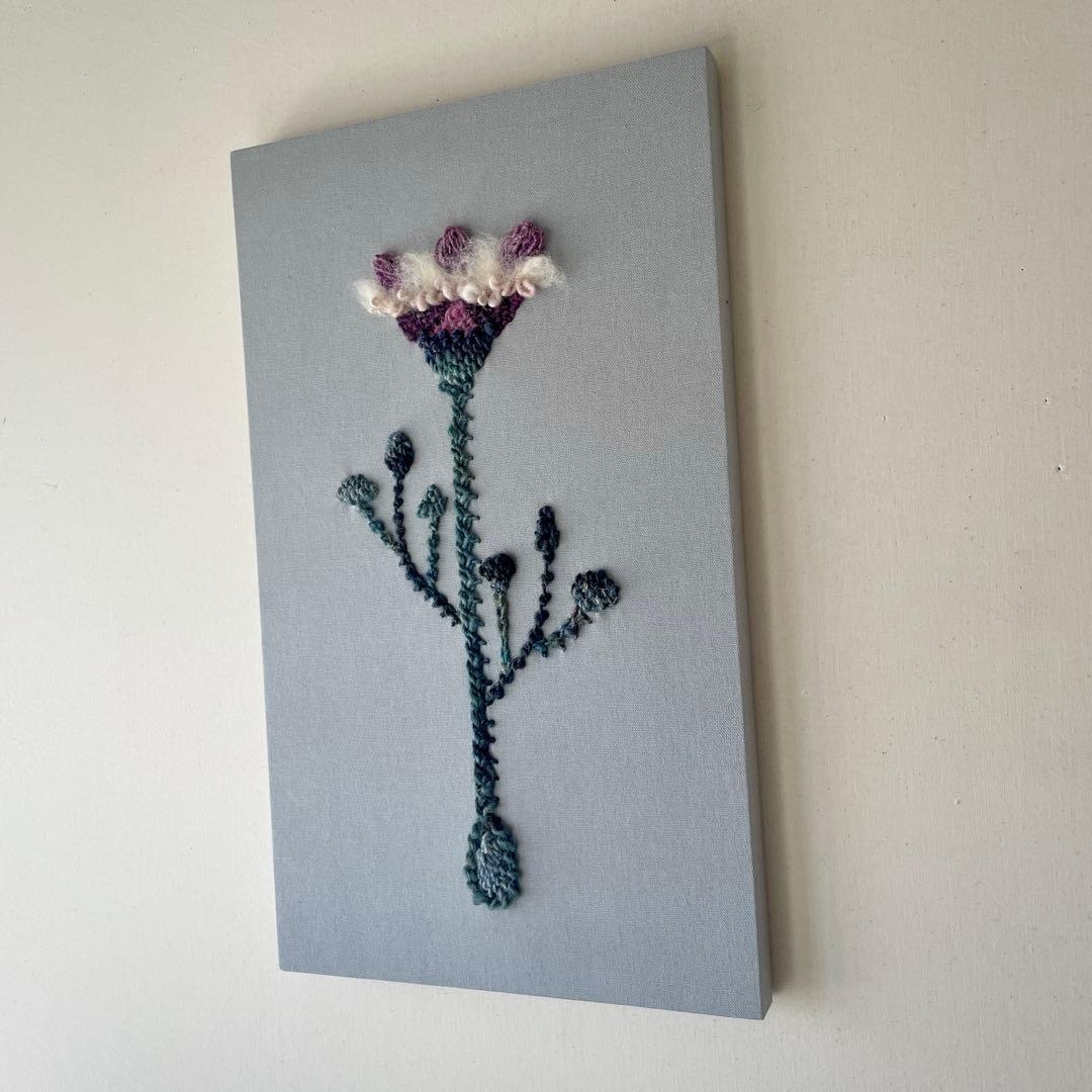 【一点もの】『手紡ぎ糸のお花. i'』手刺繍ファブリックパネル