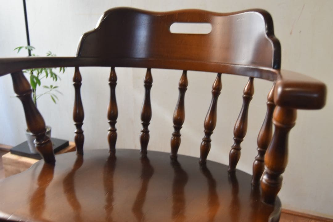 飛騨産業 キャプテンチェア