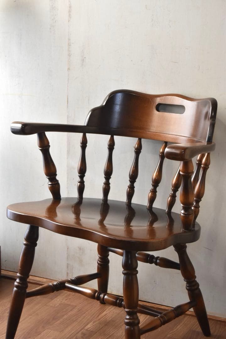 飛騨産業 キャプテンチェア