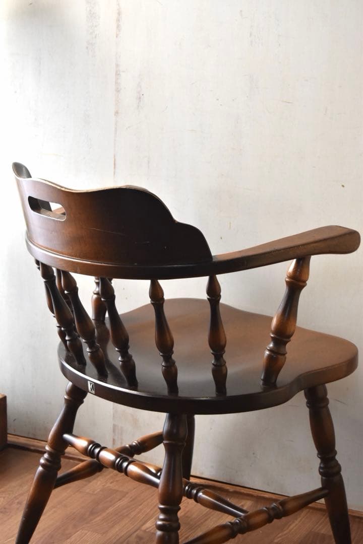 飛騨産業 キャプテンチェア