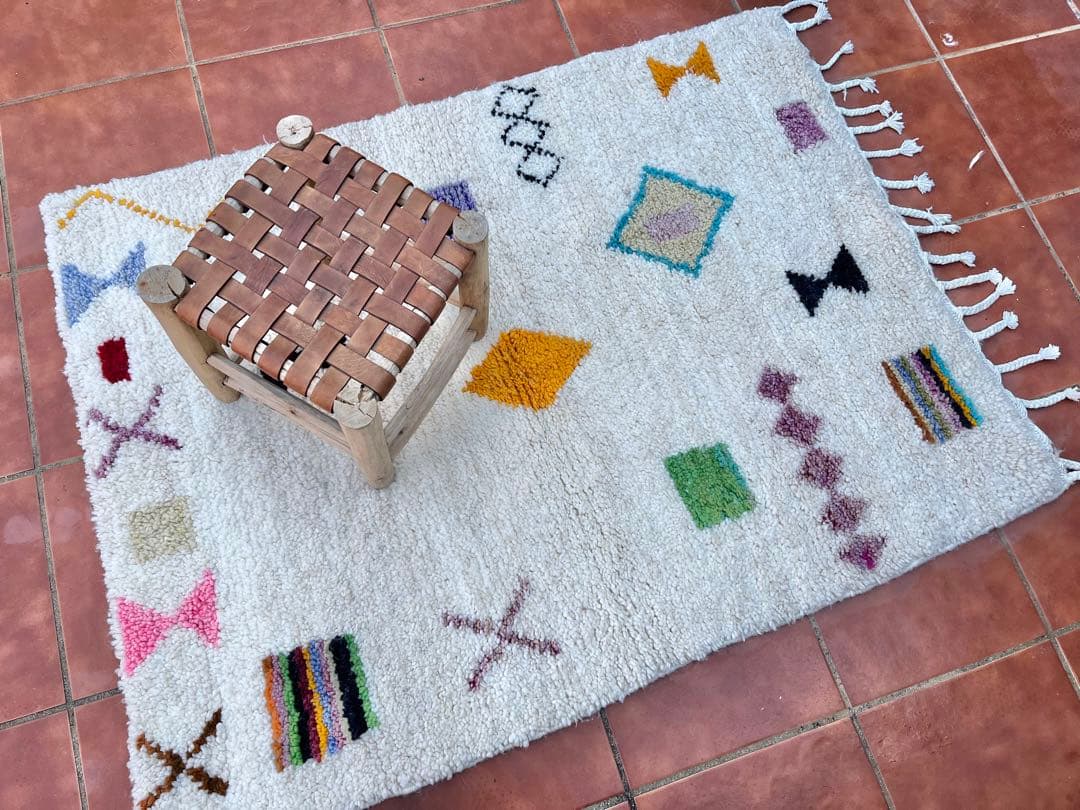 モロッコ ラグ カーペット　絨毯　アジラル ベニワレン