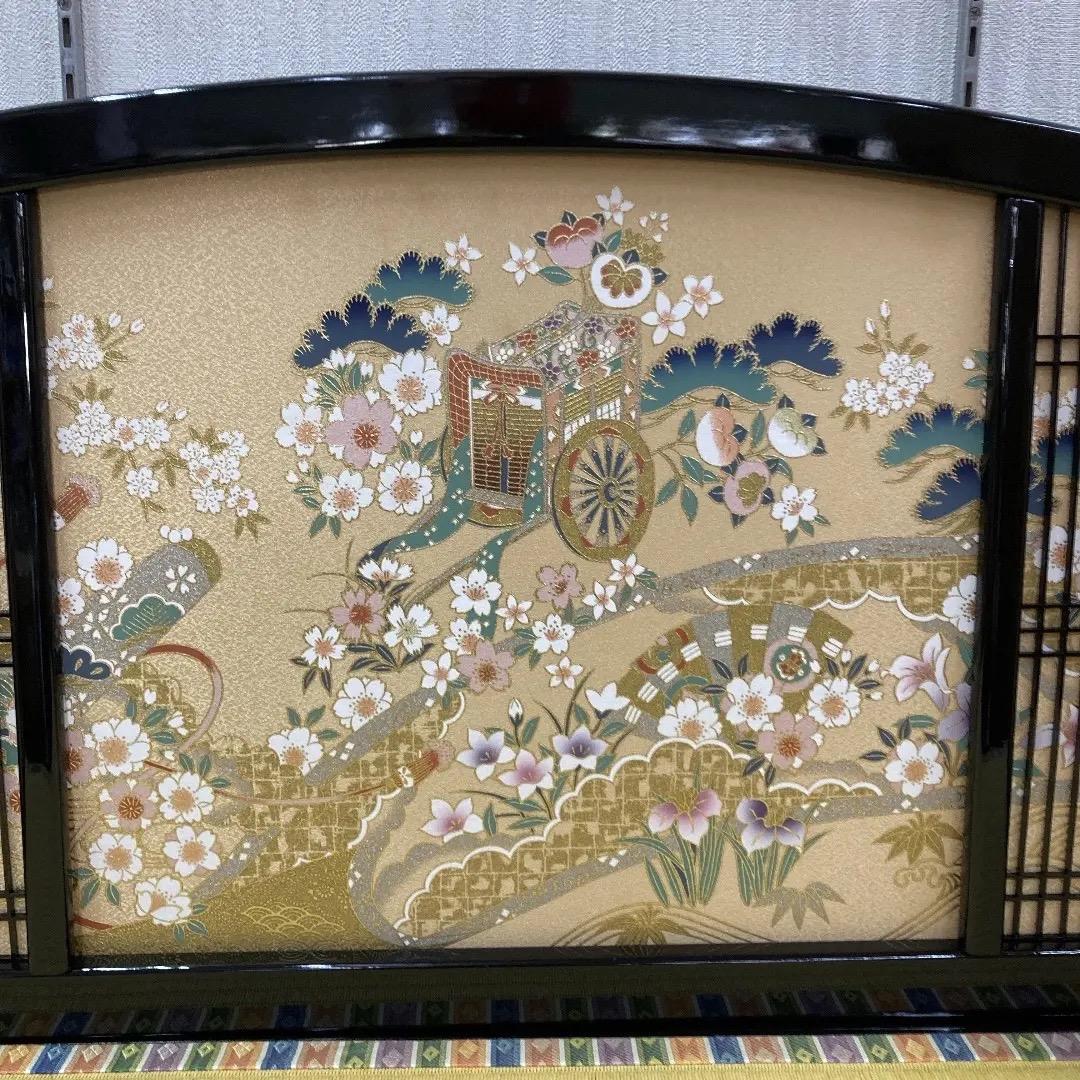 B3 高級黒塗り　豪華な三段飾り　台巾105㎝位　ひな人形台と屏風のみ