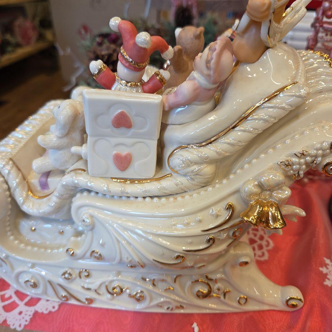 クリスマス　サンタのソリ