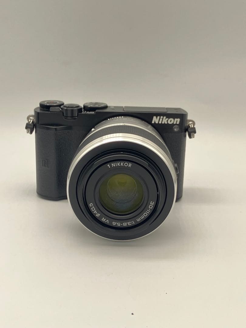 【返品保証・動作確認済】Nikon 1 J5（10-30mm・30-110mm）