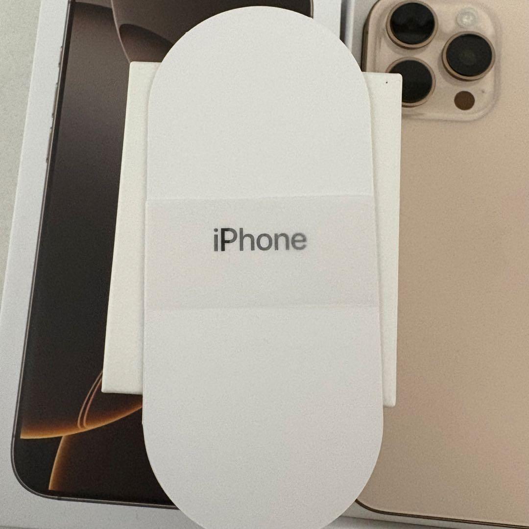 【美品】iPhone16ProMax256デザートチタニウム