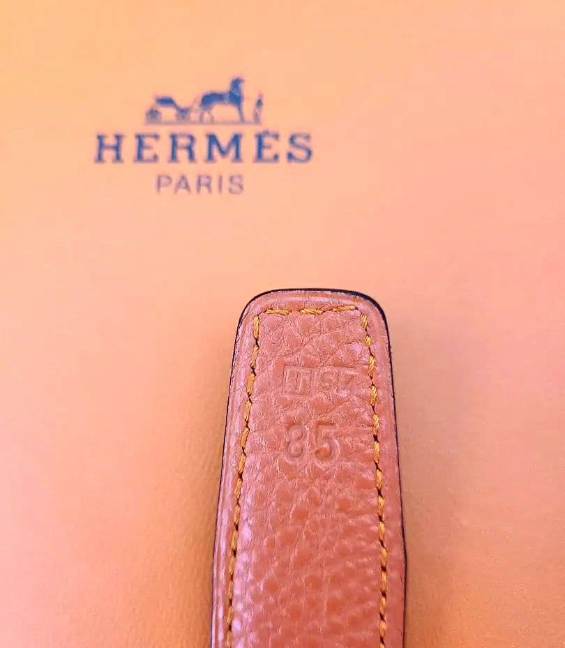 HERMES レザー ベルト 黒/裏:HERMESオレンジ