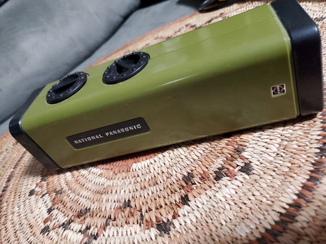 パナソニック ラジオ R-82