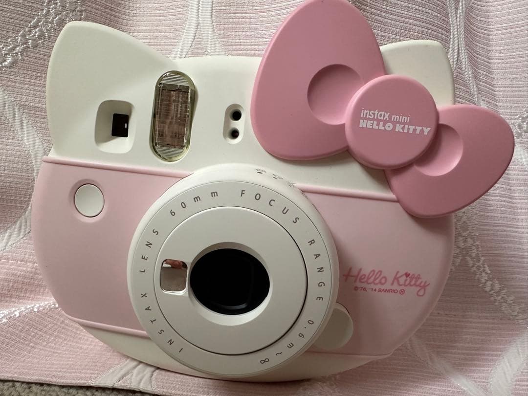 フィルムカメラ FUJI FILM INSTAX MINI HELLO KITTY