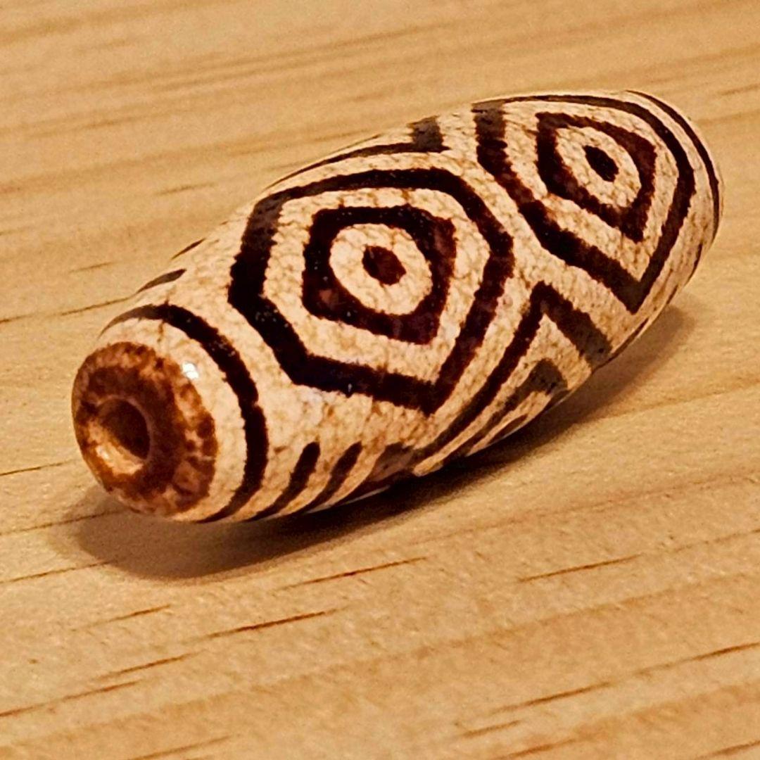 龍眼天珠 上肯 龍紋