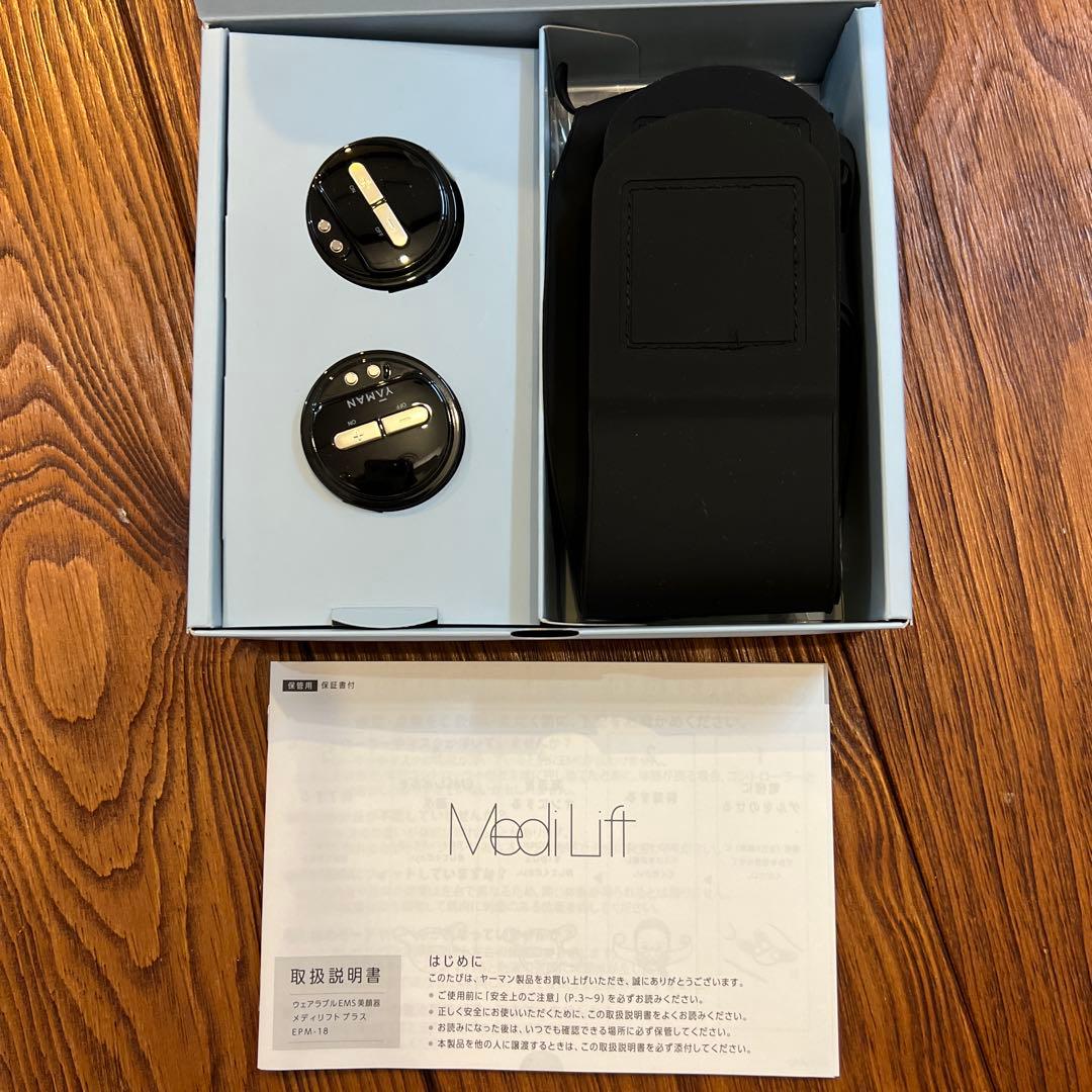 ヤーマン 美顔器 メディリフト　EMS EPM-18BB