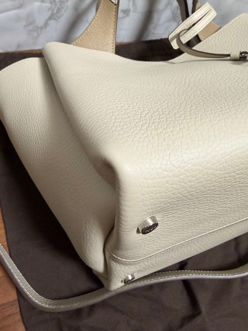 トッズ Tタイムレス レザー 2WAYハンドバッグ ベージュ