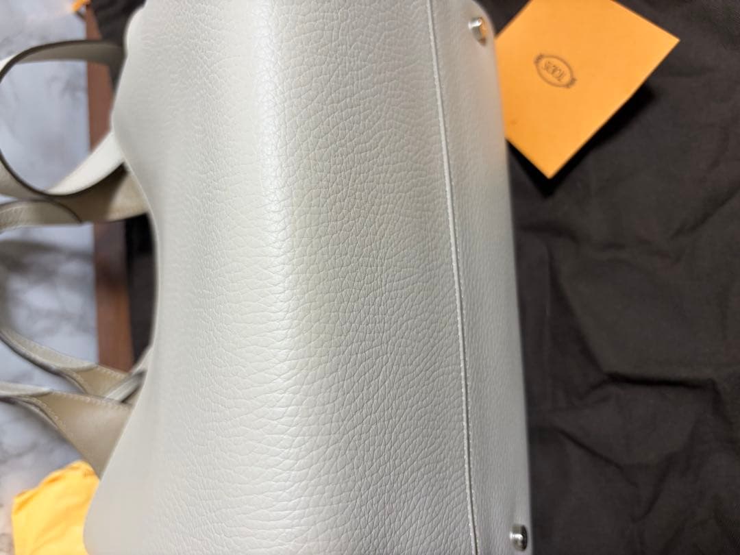 トッズ Tタイムレス レザー 2WAYハンドバッグ ベージュ