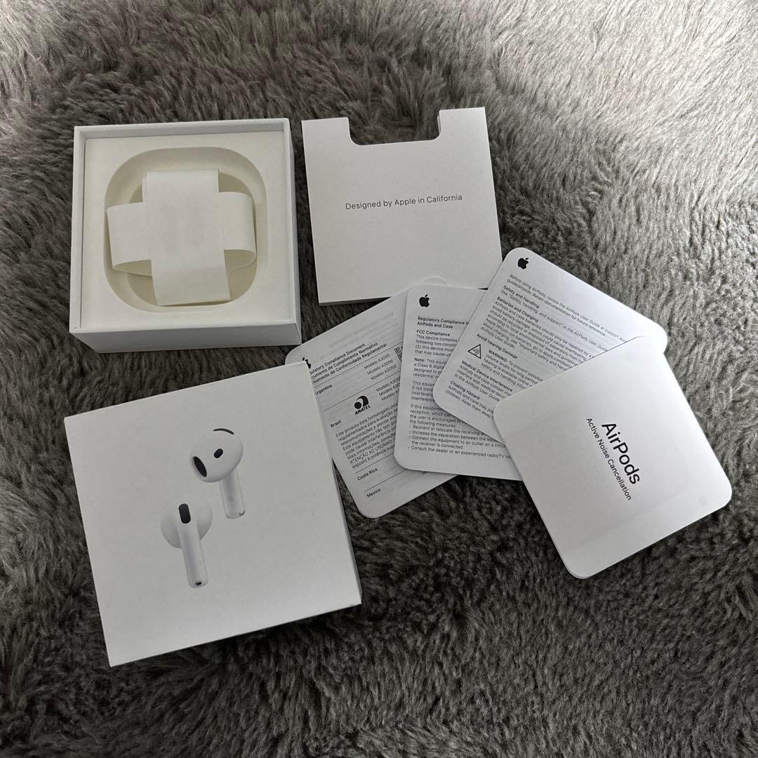 AirPods4本体 ホワイト　ノイキャンあり