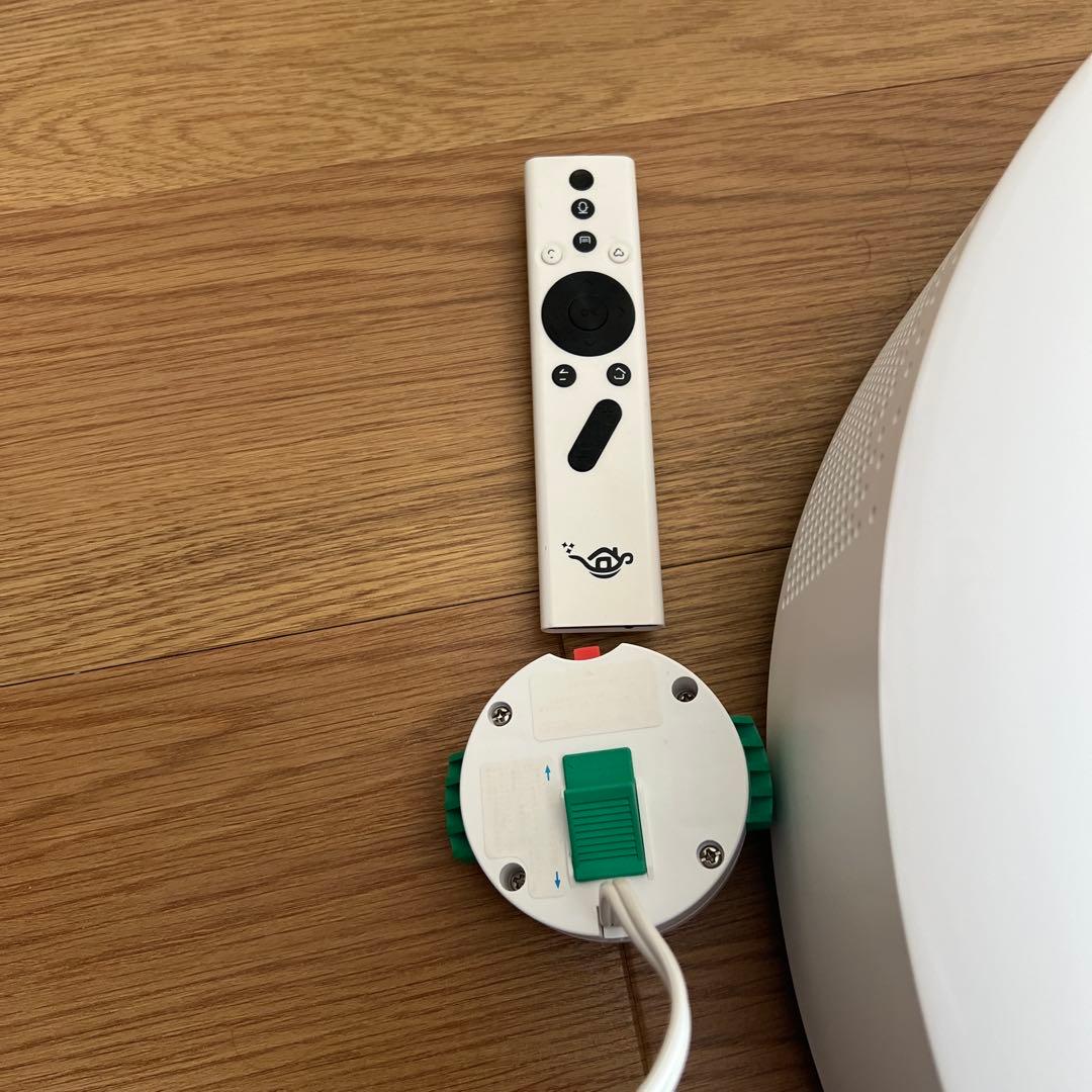 【美品】ドット抜けなしpopin aladdin2ホワイトプロジェクター 本体