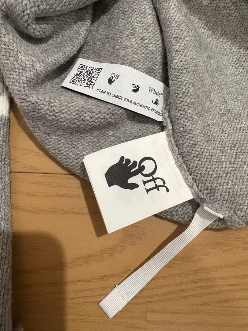 OFF-WHITE グレー ニットセーター KNIT オフホワイト