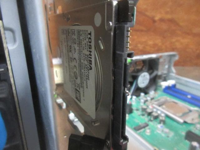 送料込★ 富士通 ESPRIMO D588/VX i7 8th Genジャンク