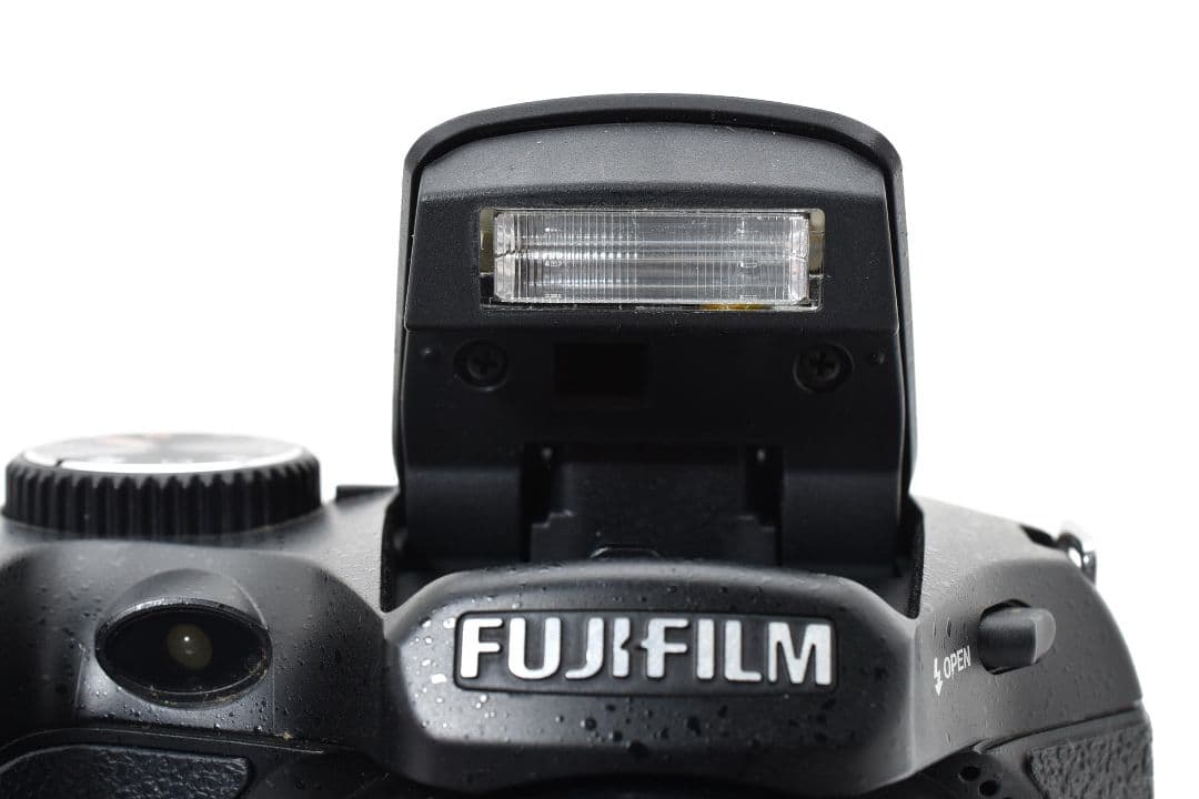 デジタルカメラ FUJIFILM FinePix S2500 HD