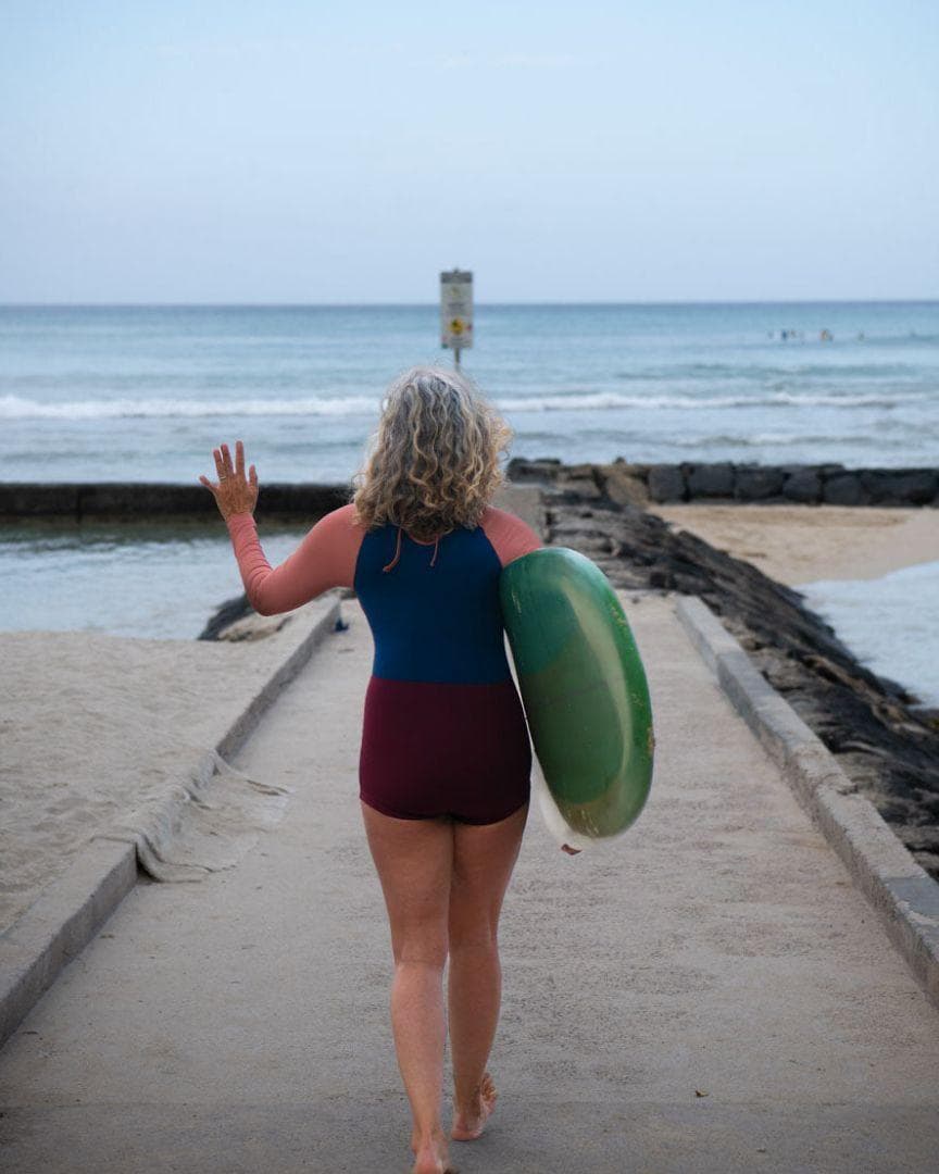 新品　Seea　Dara Surf Suit　XS　シーア　サーフィン　ロンスプ