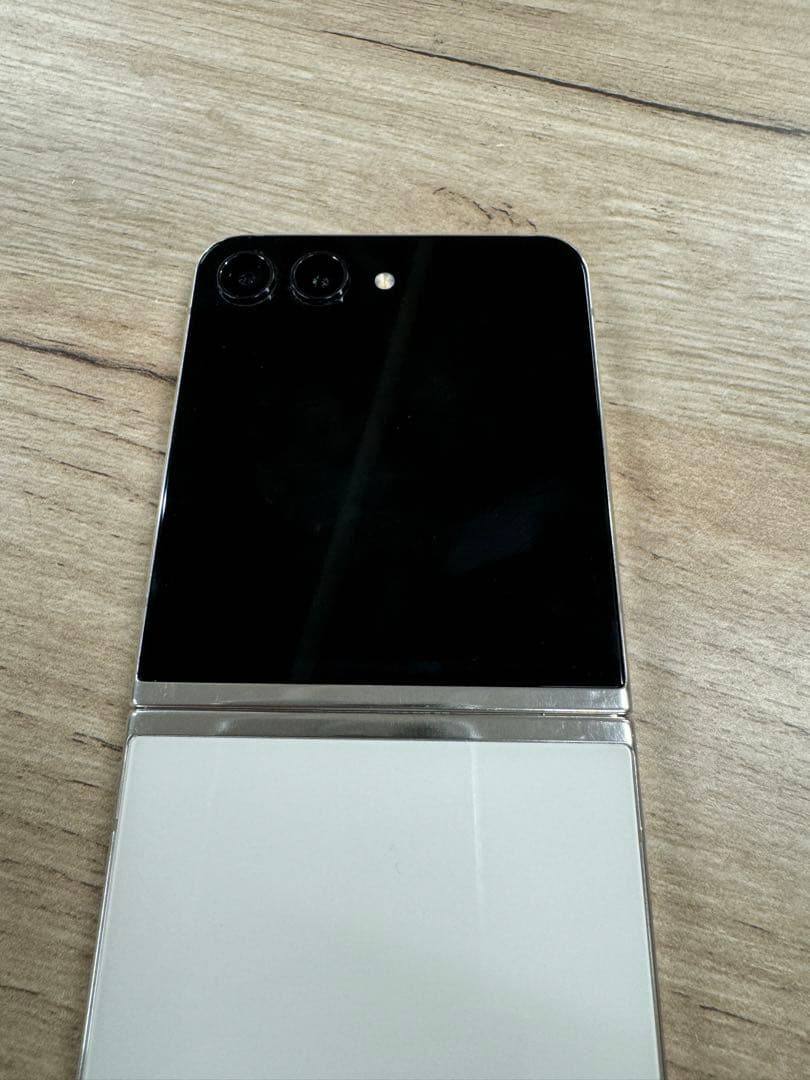 Android Galaxy Flip 5 256gb SIMフリー版