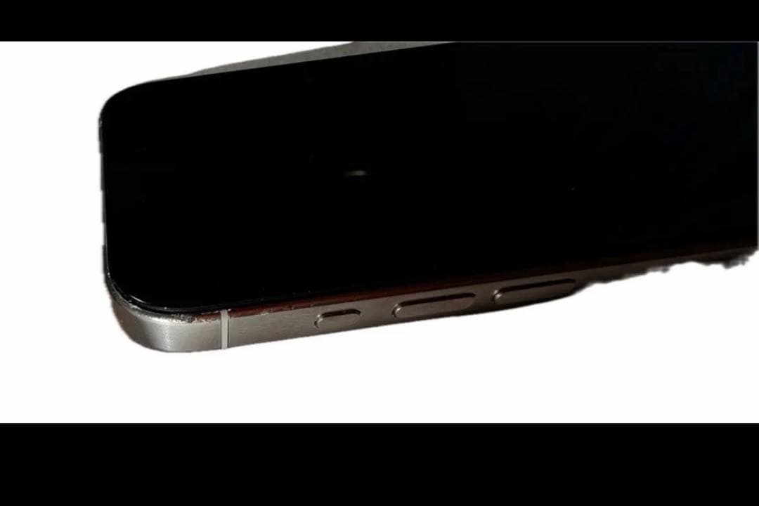 【画面新品】iPhone15 Pro 256GB ホワイトチタニウム