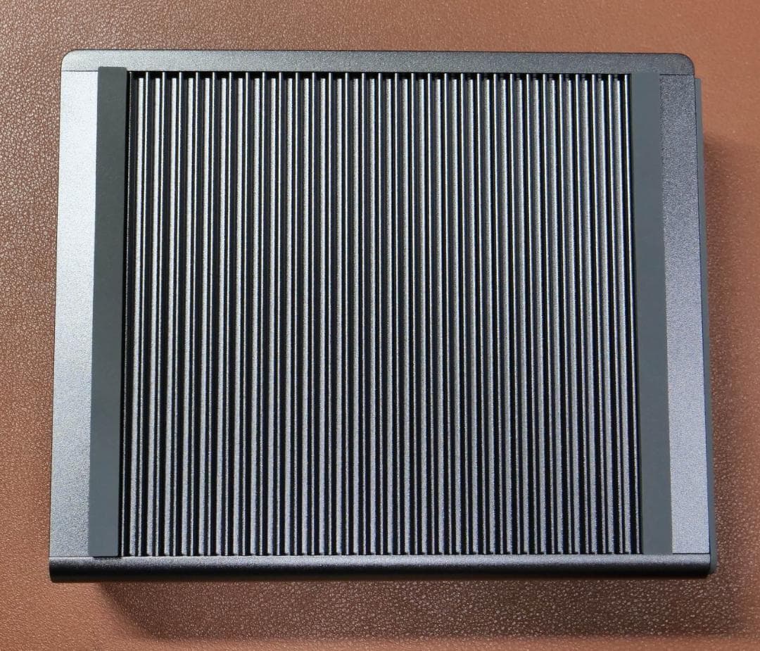 分配器・切替器 CalDigit Thunderbolt Station 5 Plus