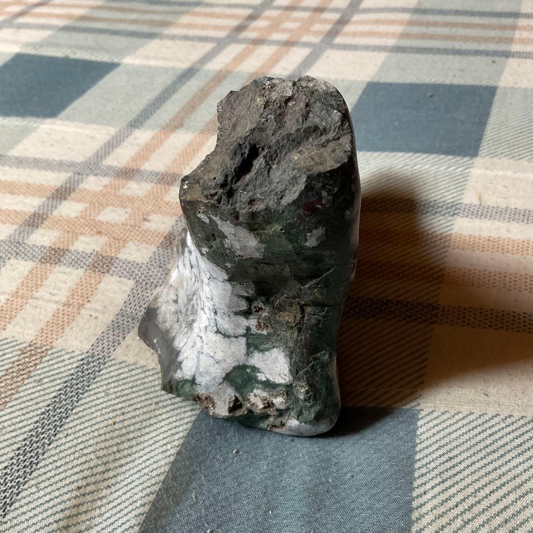 菊花石　根尾川産地物　台座無し　0.8kg 【産地物　極上美品　インテリアに】。