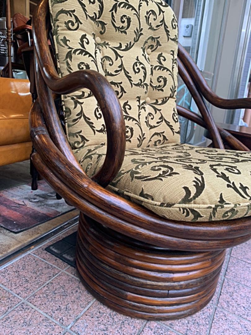 ヴィンテージ高級ラタン回転ソファー