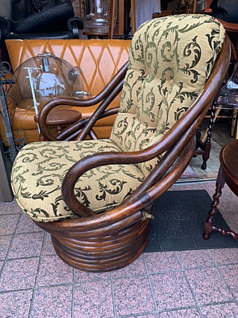 ヴィンテージ高級ラタン回転ソファー