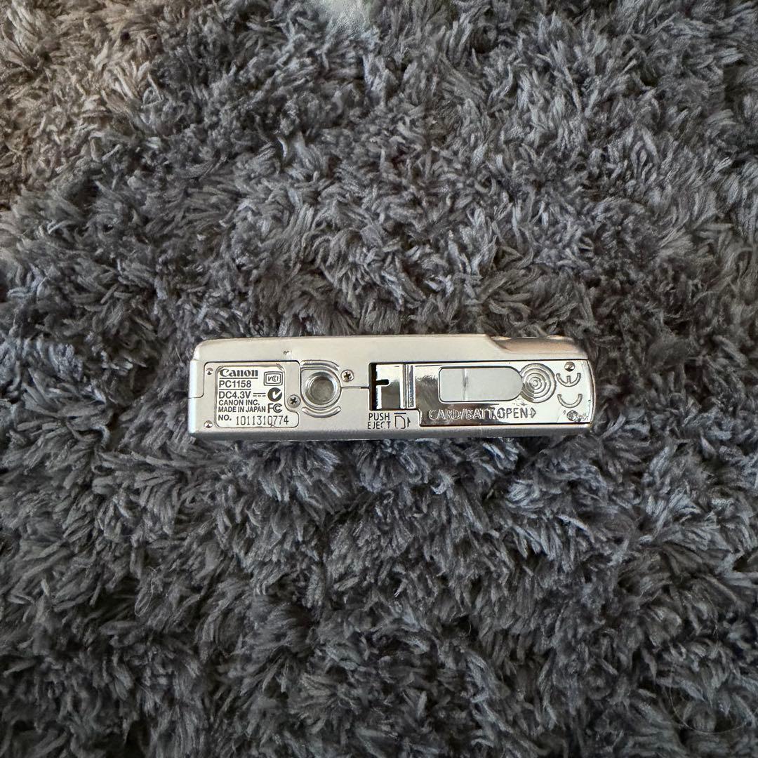 Canon カメラ　IXY 60 PC1158 シルバー　コンデジ　動作品