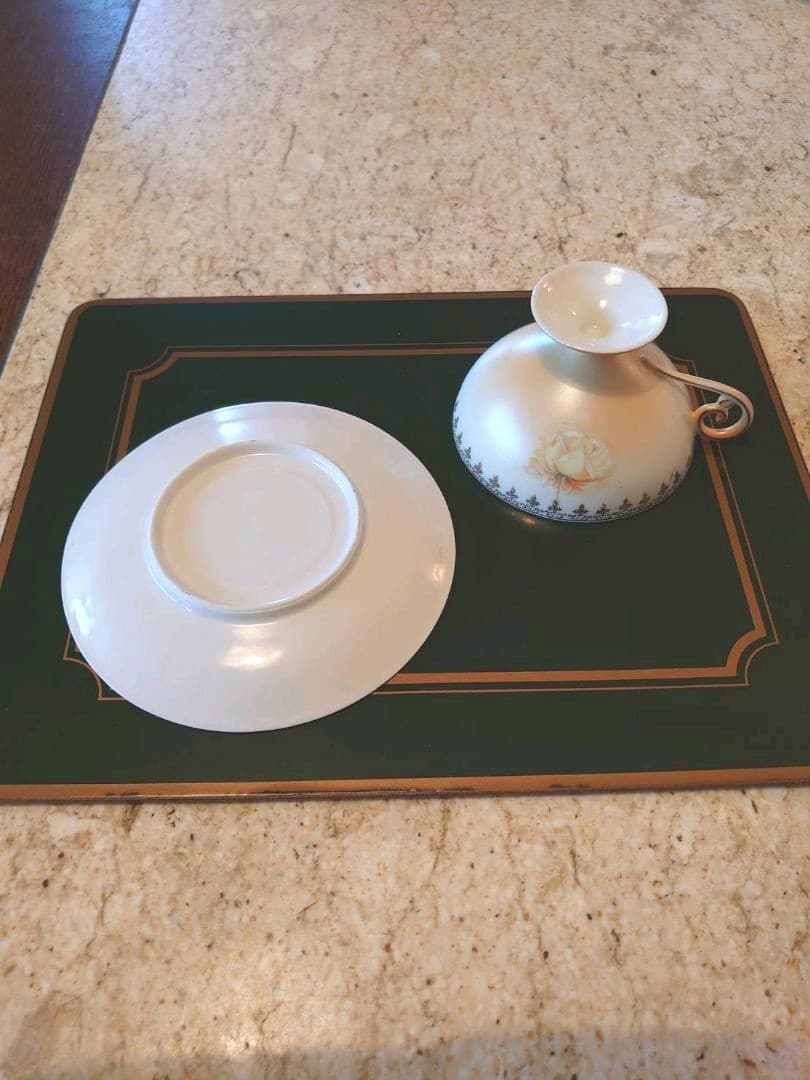 チェコのティーフオーツーのセット