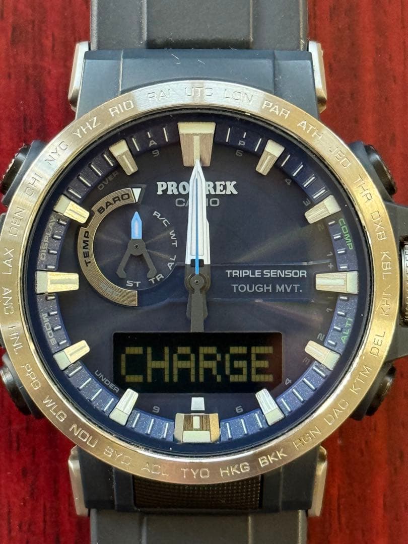 CASIO　PRO TREK デジタル腕時計 5578