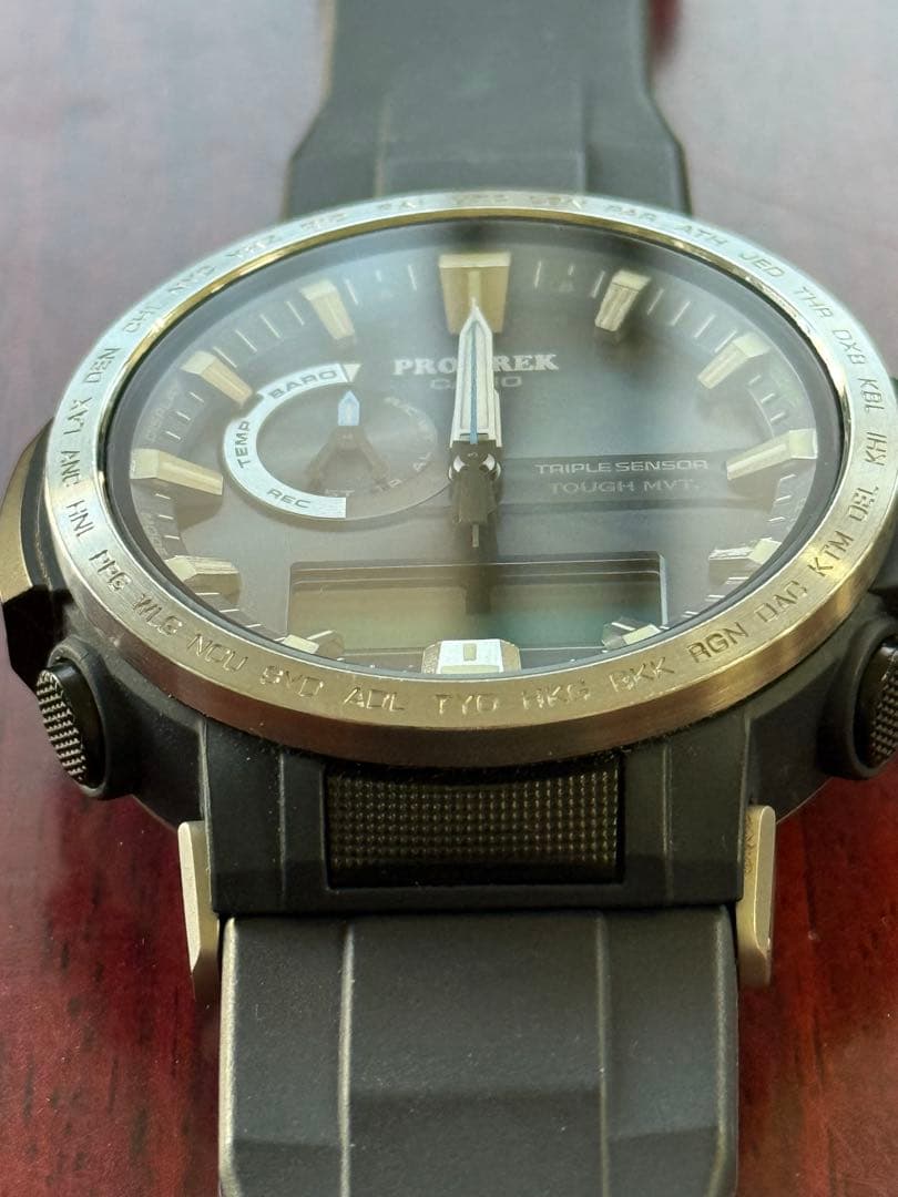 CASIO　PRO TREK デジタル腕時計 5578