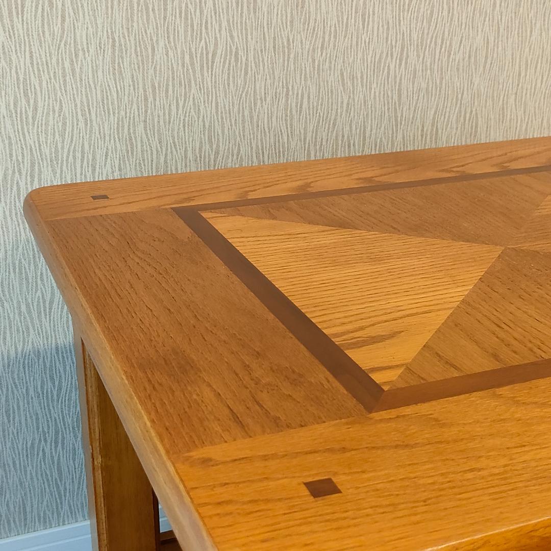 ヴィンテージ　サイドテーブル　UNIVERSAL　FURNITURE　LTD