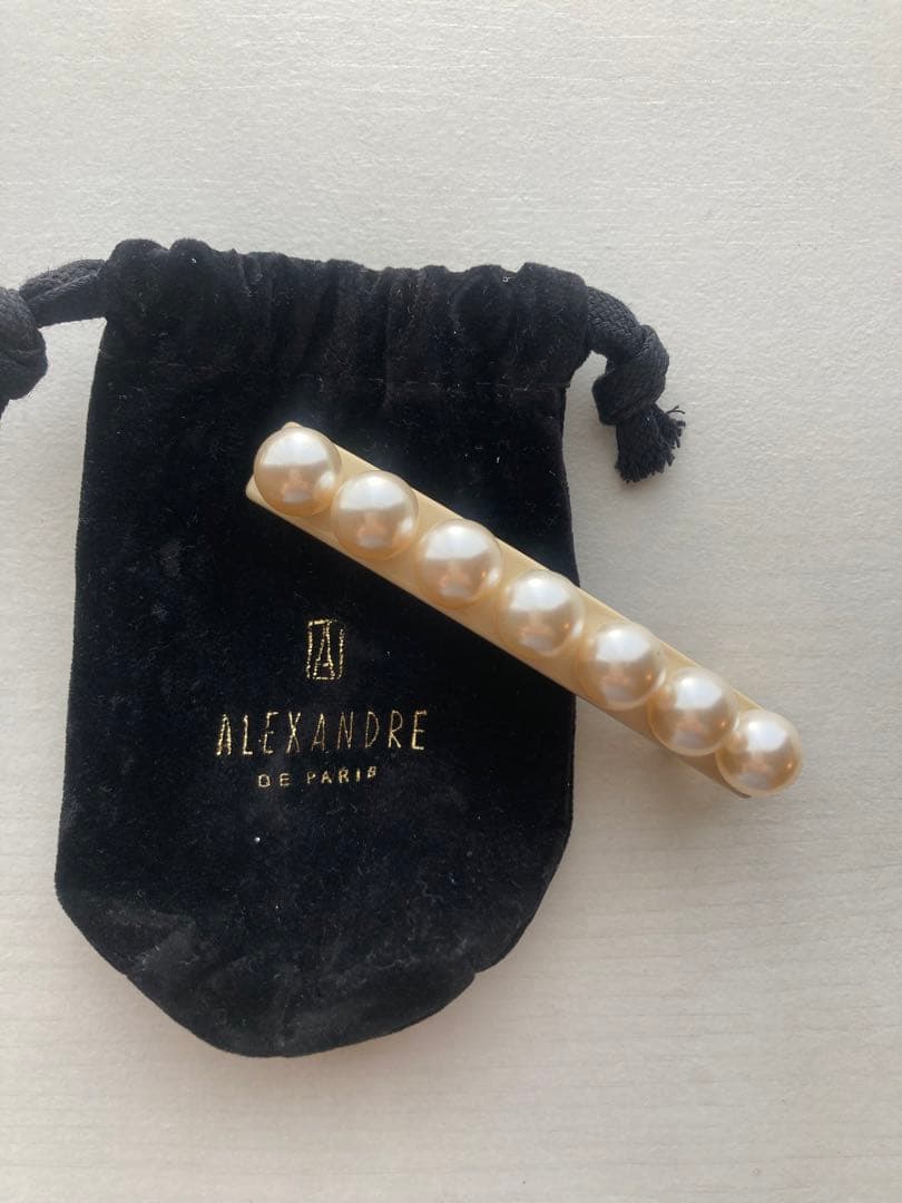 ALEXANDRE DE PARIS パールバレッタ　ベージュ