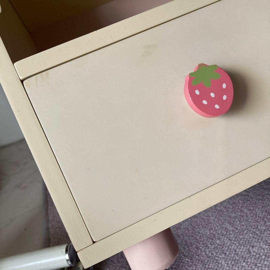マザーガーデン　棚　シェルフ　ベッドサイドチェスト　木製家具　うさもも　野いちご
