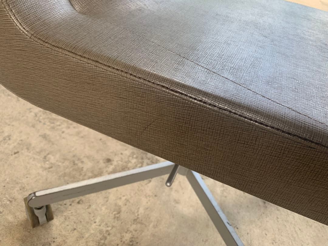 Cassina ixc. BOOMERANG キャスター ビンテージ No.2