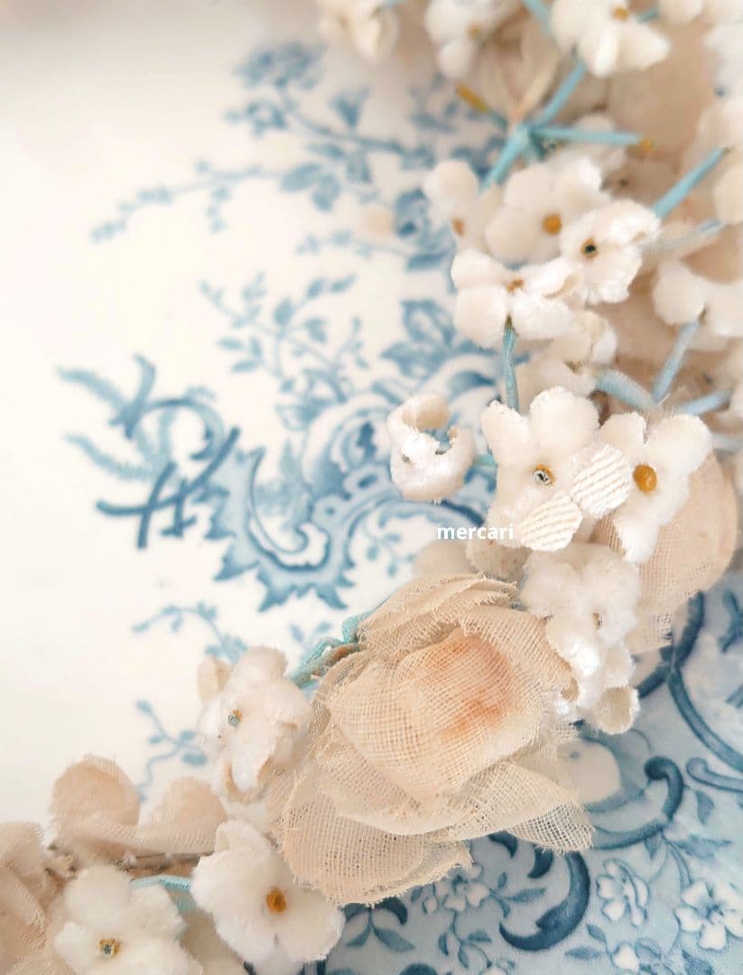 アンティーク　小花の布花　ティアラ