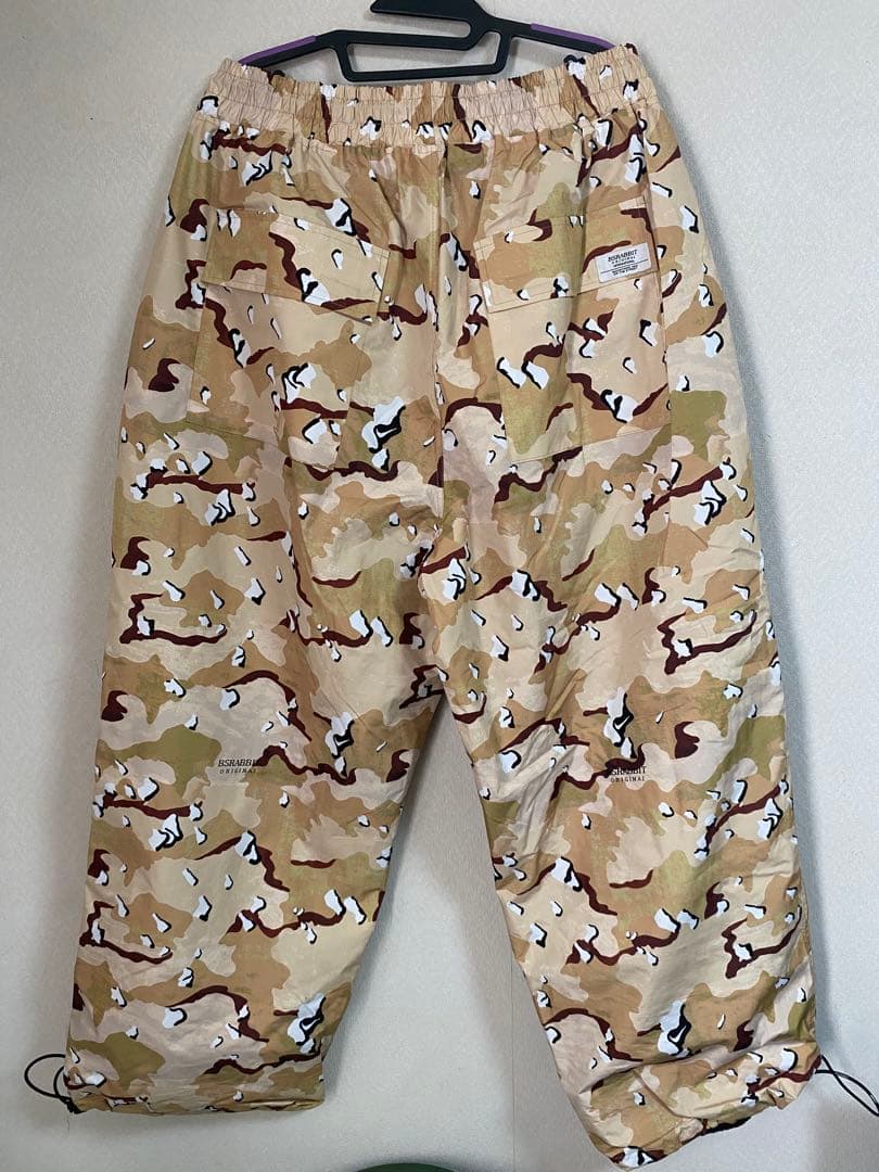 BSrabbit ビエスラビット　スーパーワイドパンツ　デザートカモ柄