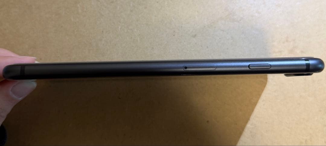 【美品】iPhone8plus 256GB SIMフリー 100% 箱